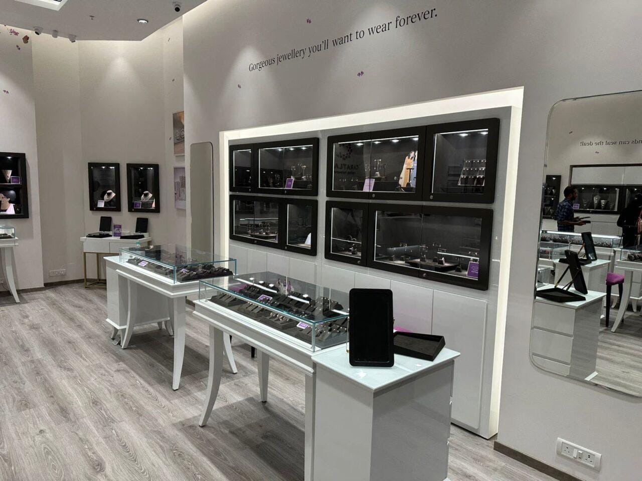 CaratLane, Bangalore, Karnataka